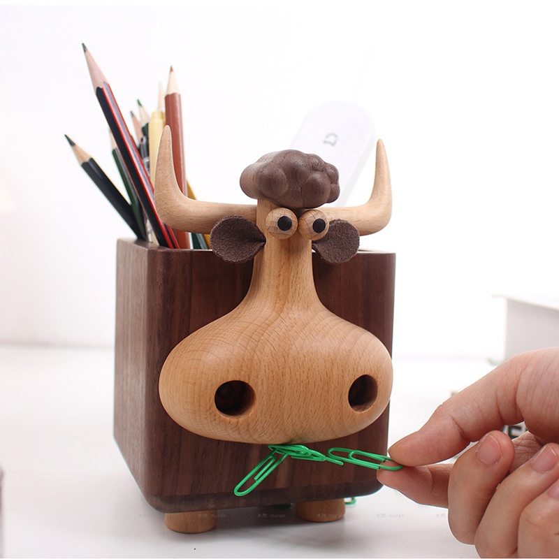 Pen Holder Magnetic - Niedlicher Stifthalter in Bullenform aus Holz,